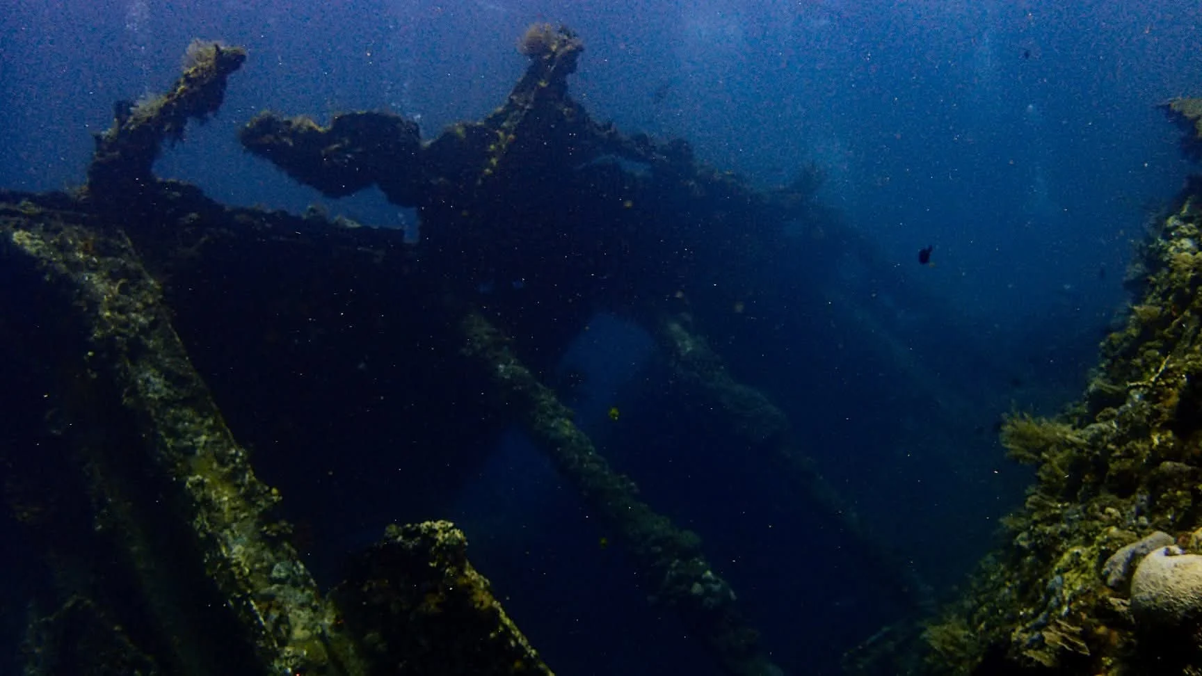 Exterior view of the USAT Liberty wreck in Tulamben
